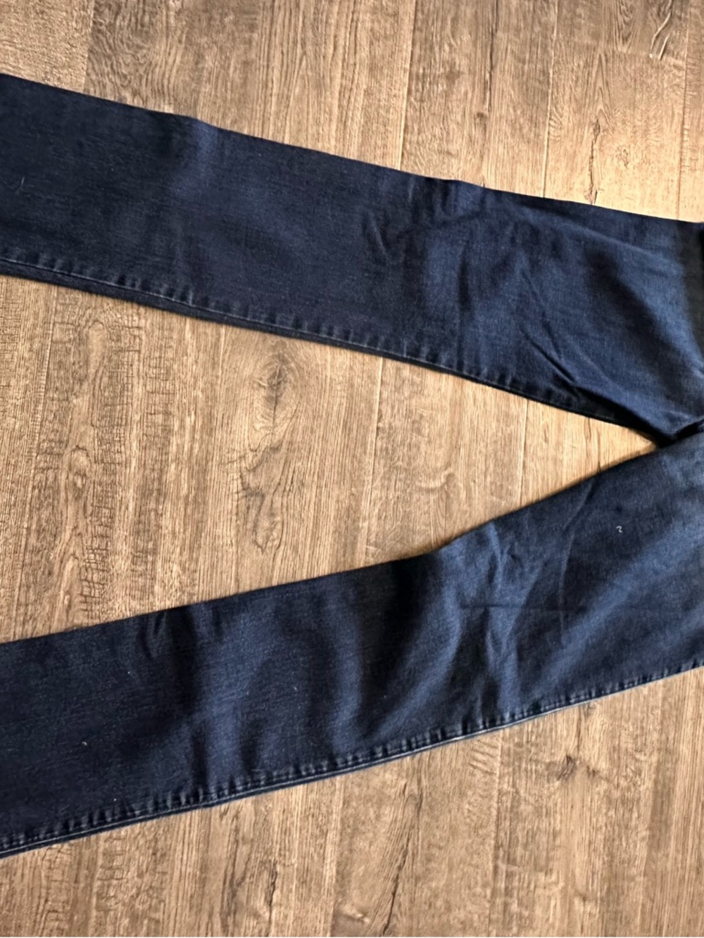 Women's Skinny Jeans in Deep Navy Stretch Denim